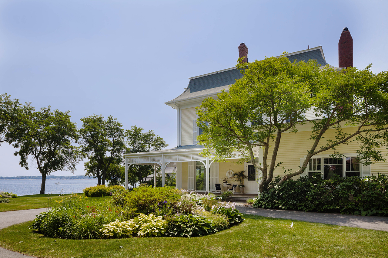 The Best Waterfront Homes for Sale on the North Shore LandVest Blog