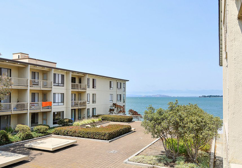 6 Captain Drive #332e, Emeryville | Barbara Reynolds - McGuire Real Estate 6 Captain Drive #332e, Emeryville | Barbara Reynolds - McGuire Real Estate