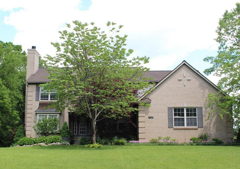 Spacious Colonial with Acreage Reinhart Reinhart