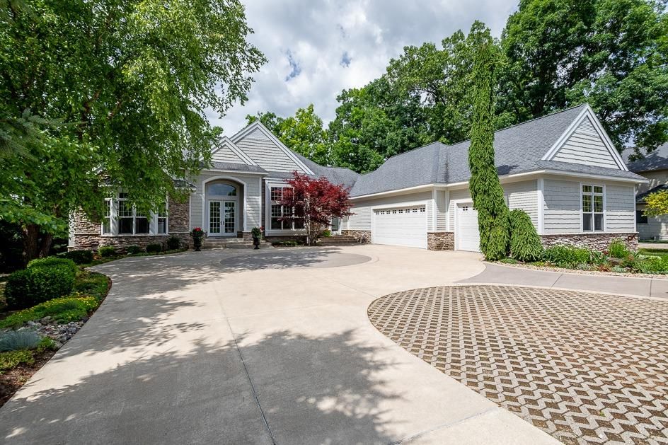 Stunning Lake Home in Grass Lake, MI Reinhart Reinhart